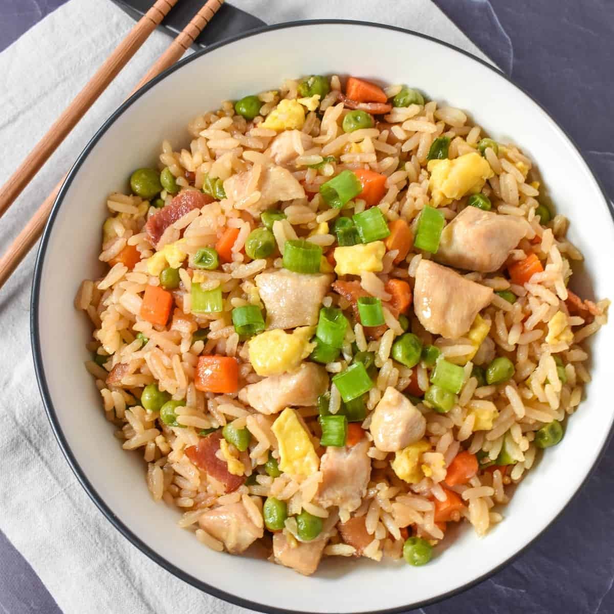 thuốc gà đá con nhộng đỏ thuốc gà đá con nhộng đỏ