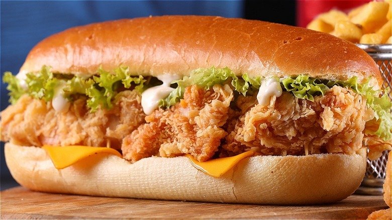 Kinh nghiệm tham gia đá gà Campuchia vào đầu tháng 10
